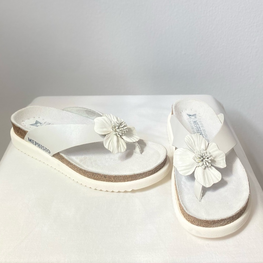 Brand new Mephisto Italian leather sandal white small heel comfort platform cork